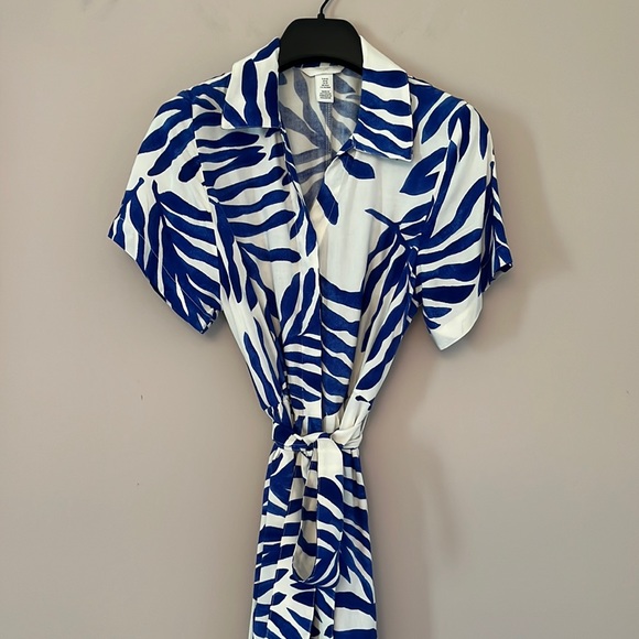 Dress - Picture 5 of 13